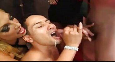 phim sex tube Cô gái được trao cho một phimsex 2020 người hàng xóm.